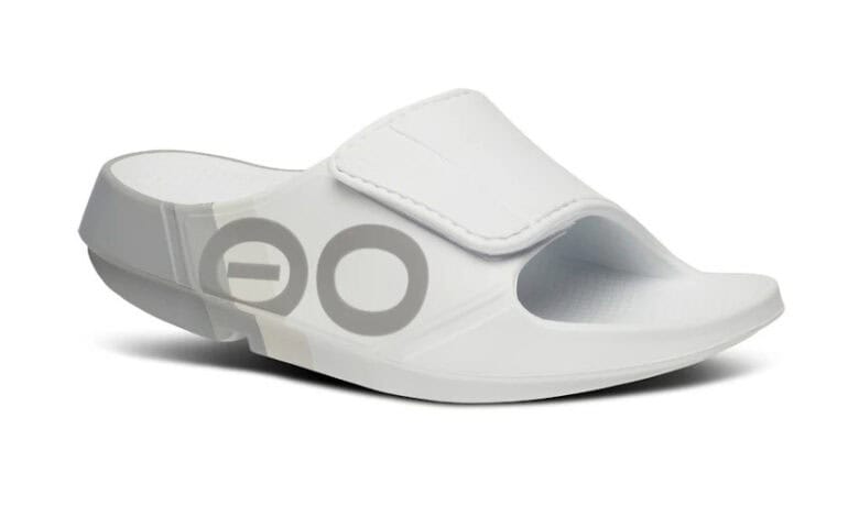 OOFOS Women's OOahh Sport Flex Slide Sandal - Smoke Rally