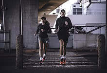 '25FW_Kairos-3_EU_Y2512-2824_Y2562-1412_Male-Female_098.