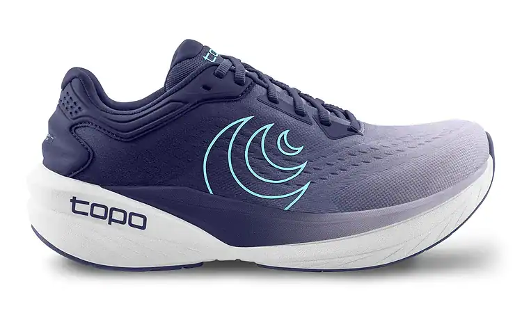 Comfortable running shoe with advanced cushioning and a sleek design, ideal for runners seeking performance and support during training and races. Perfect for improving running efficiency and comfort.