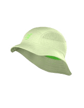 Light green running cap with breathable mesh fabric, designed for outdoor running and athletic activities.