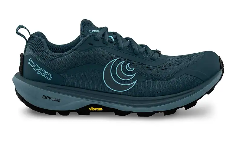 Women's Terraventure 5 trail running shoe by Topo Athletic featuring durable design and Vibram outsole for outdoor running.
